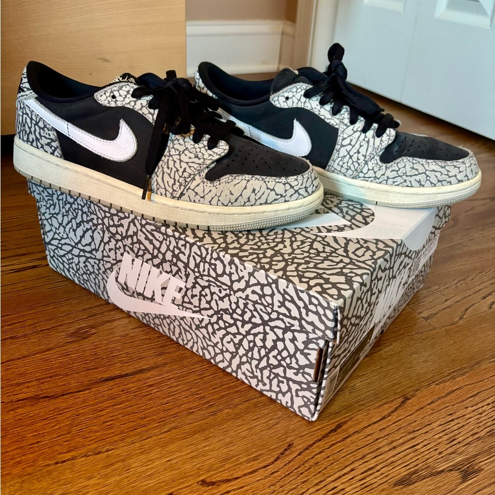 Air Jordan 1 Retro Low OG Black/Muslin-Tech Grey-White Elephant Print size 9.5